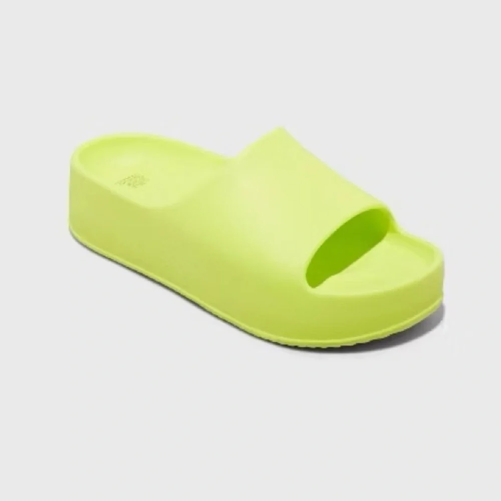 Women's Izzy Platform Sandals - Wild Fable Black Yellow